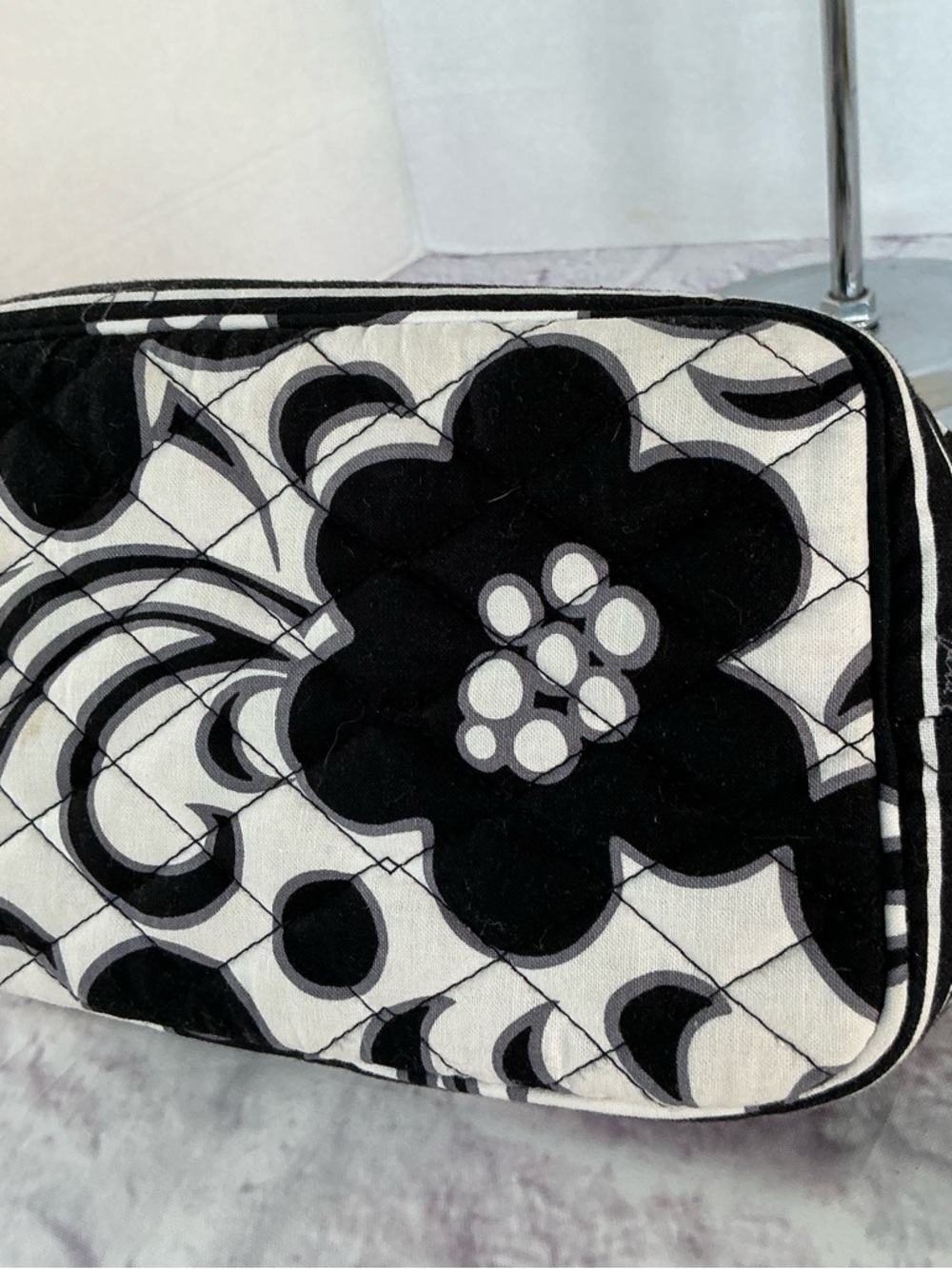 VERA BRADLEY Night & Day Draw String Satchel Black & White Floral Quilted Purse - Picture 10 of 15